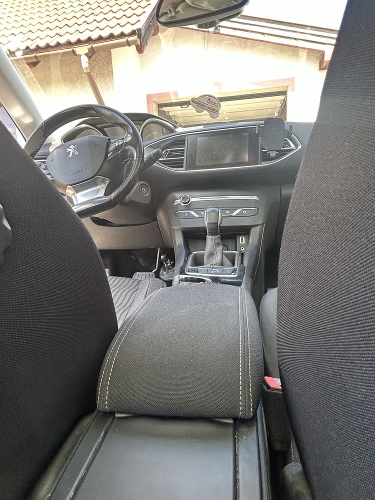 Peugot 308 1.6HDi automat *Panorama dach,bogate wyposażenie*