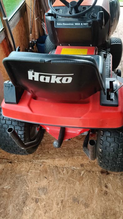 Traktorek Hako 16 HP 102 cz wyrzut boczny kosz