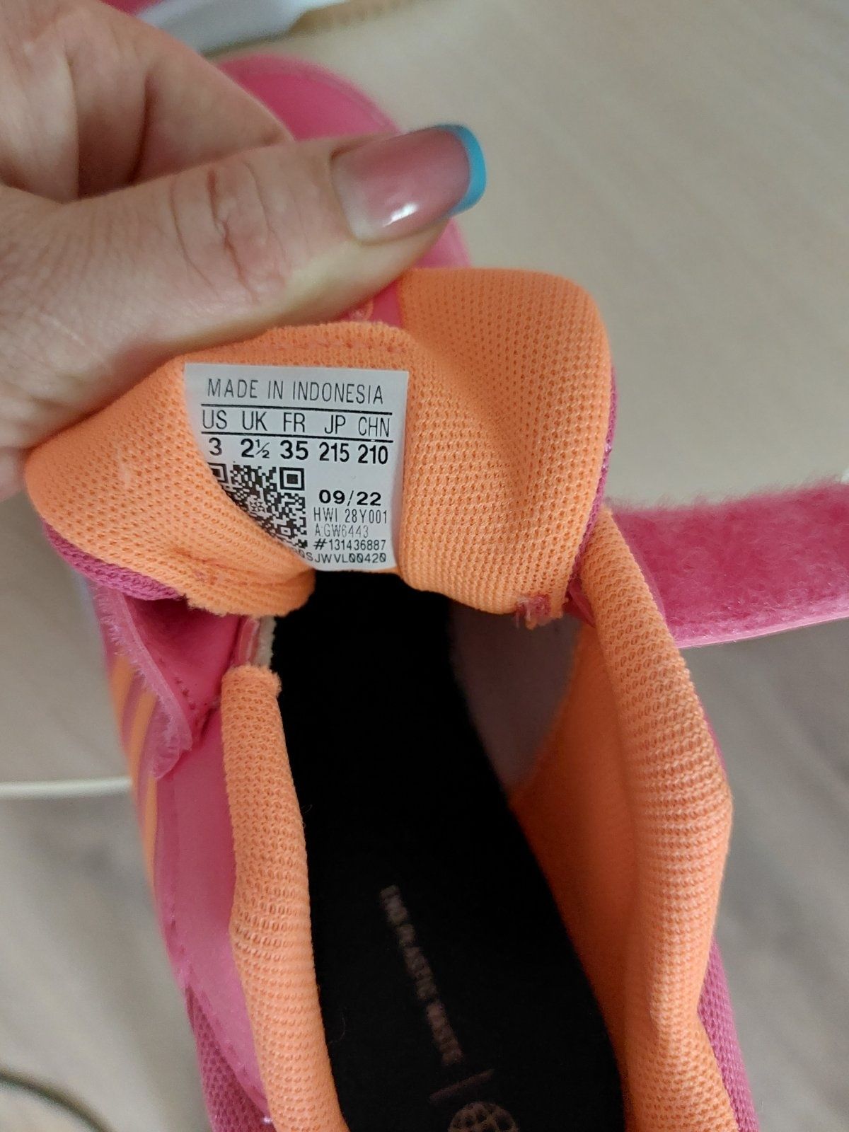 Кроссовки Adidas стелька 21.5 см