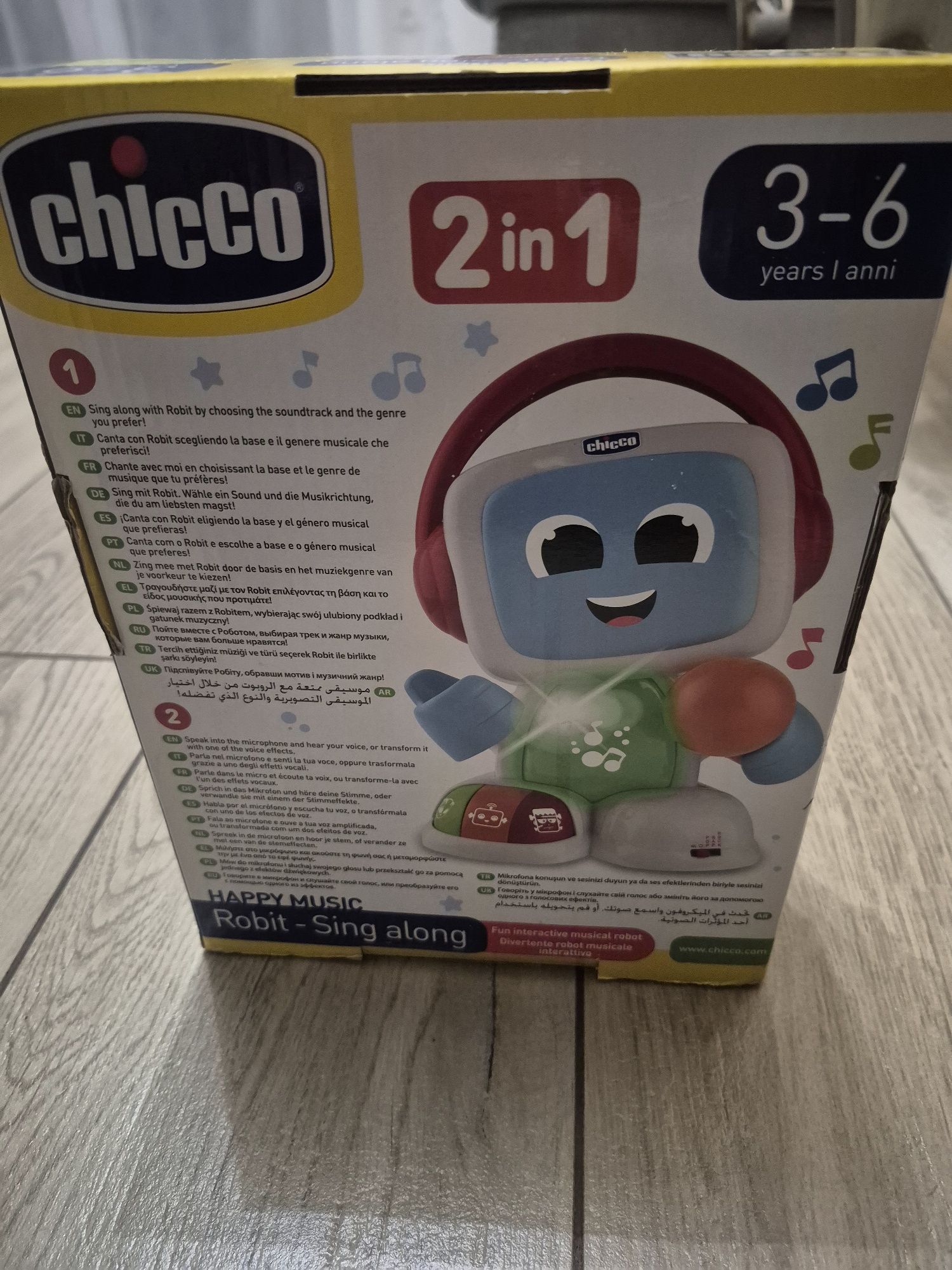 Chicco robot mikrofon, muzyka