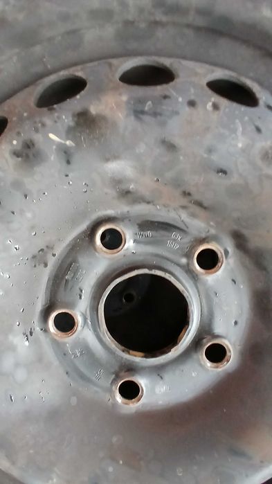 Диски 5х112 r15 VAG, skoda з шинами