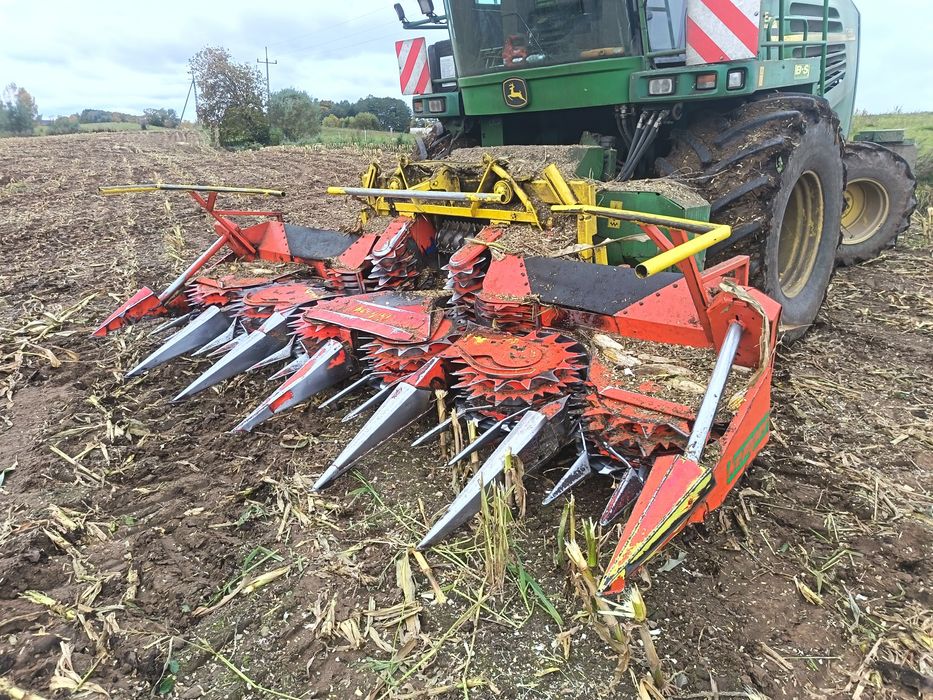 Kemper 345 John deere 4500