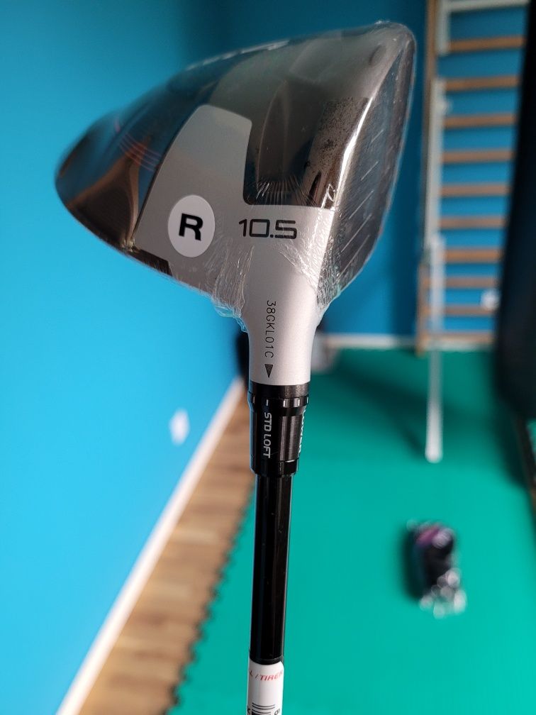 Driver Taylormade M4 regular dla praworęcznych