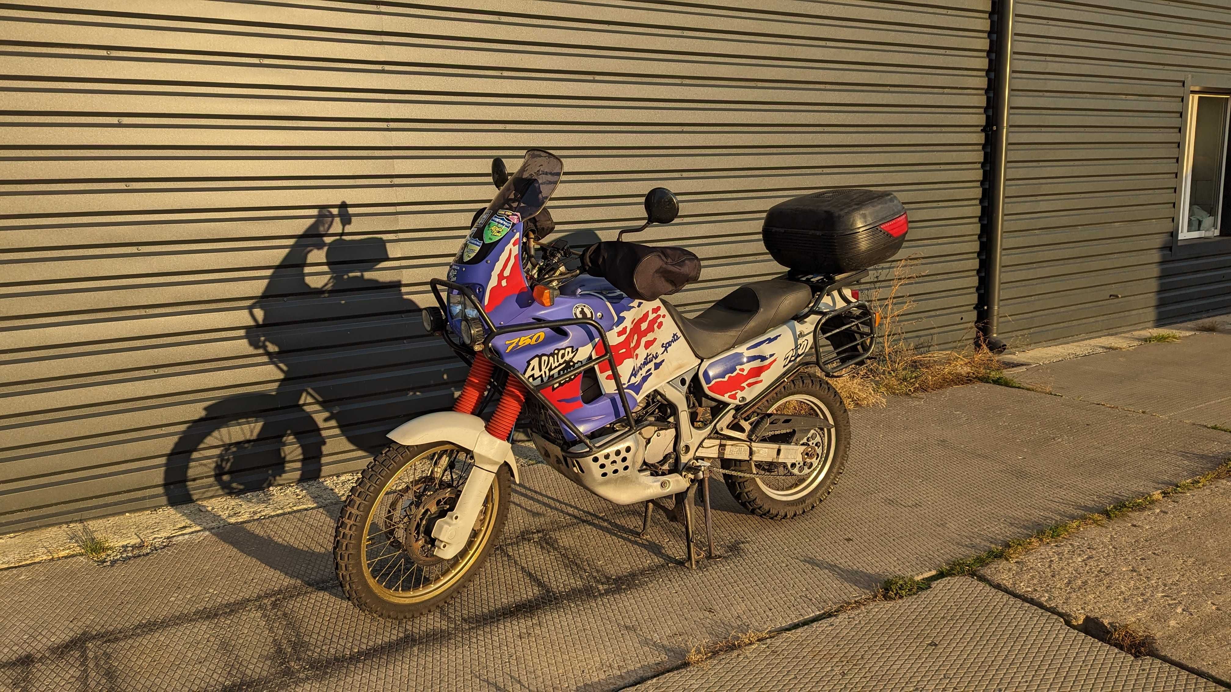 Africa Twin XRV750