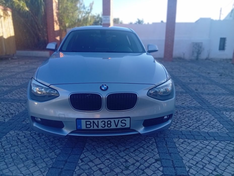 BMW 116 d caixa automática ano 2014 gasóleo