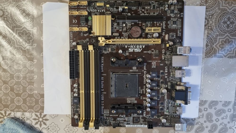 Материньска плата asus a 88 xm a