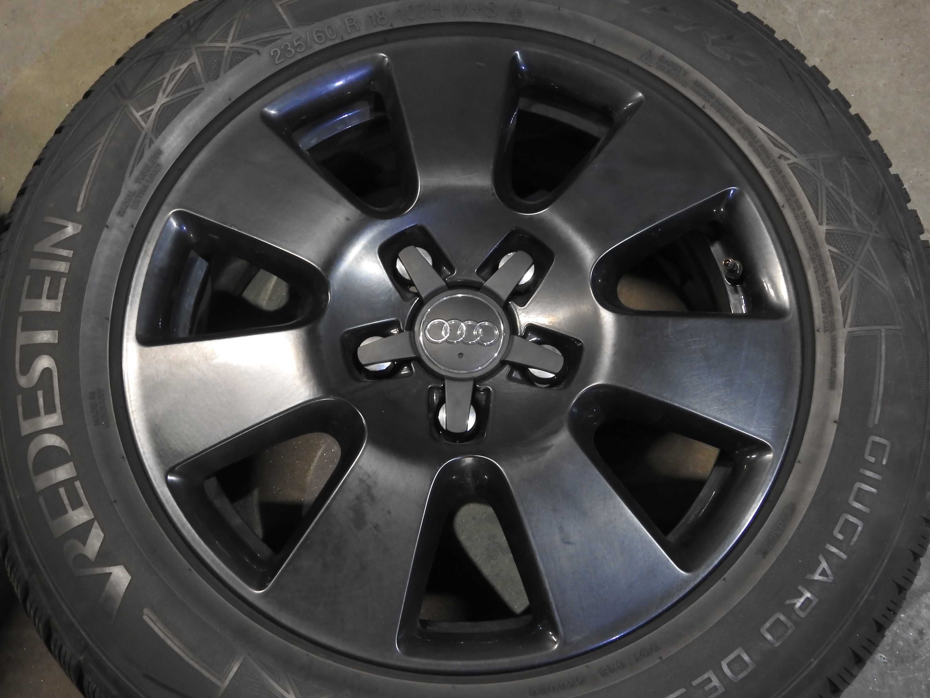 4×Alufelgi Audi Q7 4L0 7,5J 18" 5x130 ET53  Czarne Oryginał BDB+