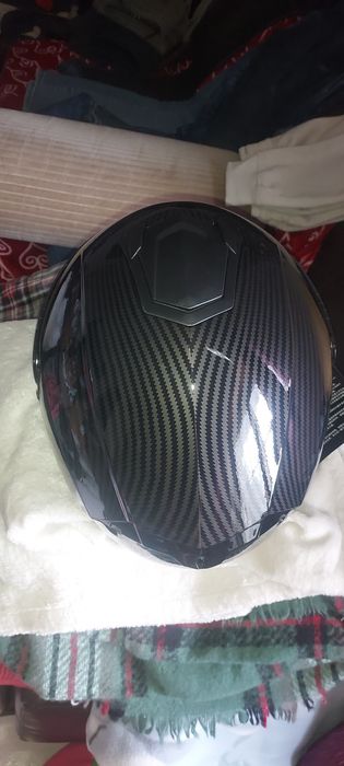 Capacete de moto em carbono