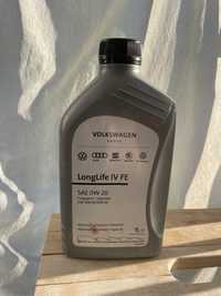Oryginalny, syntetyczny olej Volkswagen LongLife IV 0W20