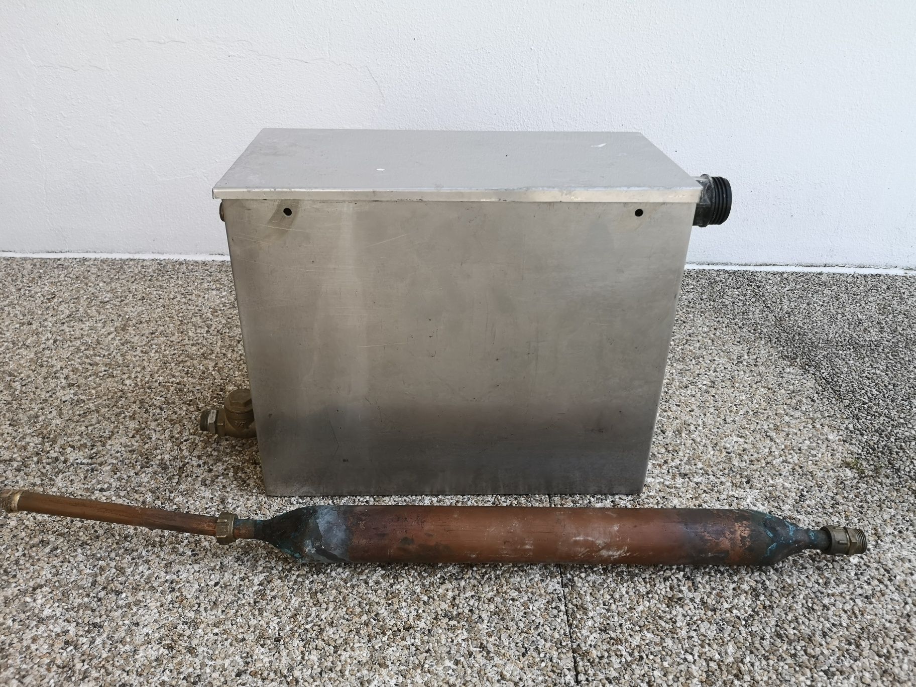 Vaso expanson 26L aberto c/bóia + panela cobre