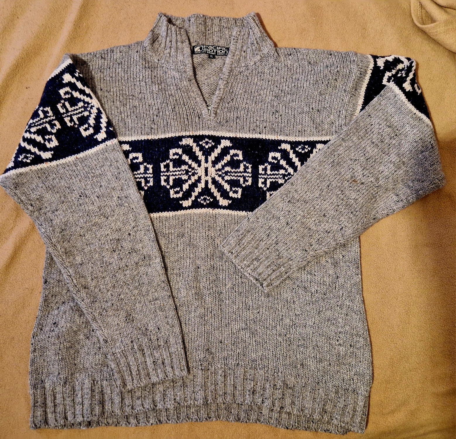 Sweartshirt camisolas polar novo a estrear xxl n 50-54
Pvp 29 eur
Em p