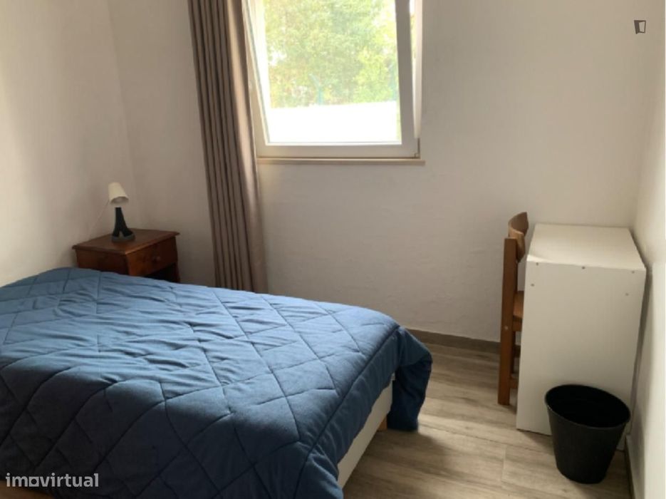 Quarto - localizado em Faro