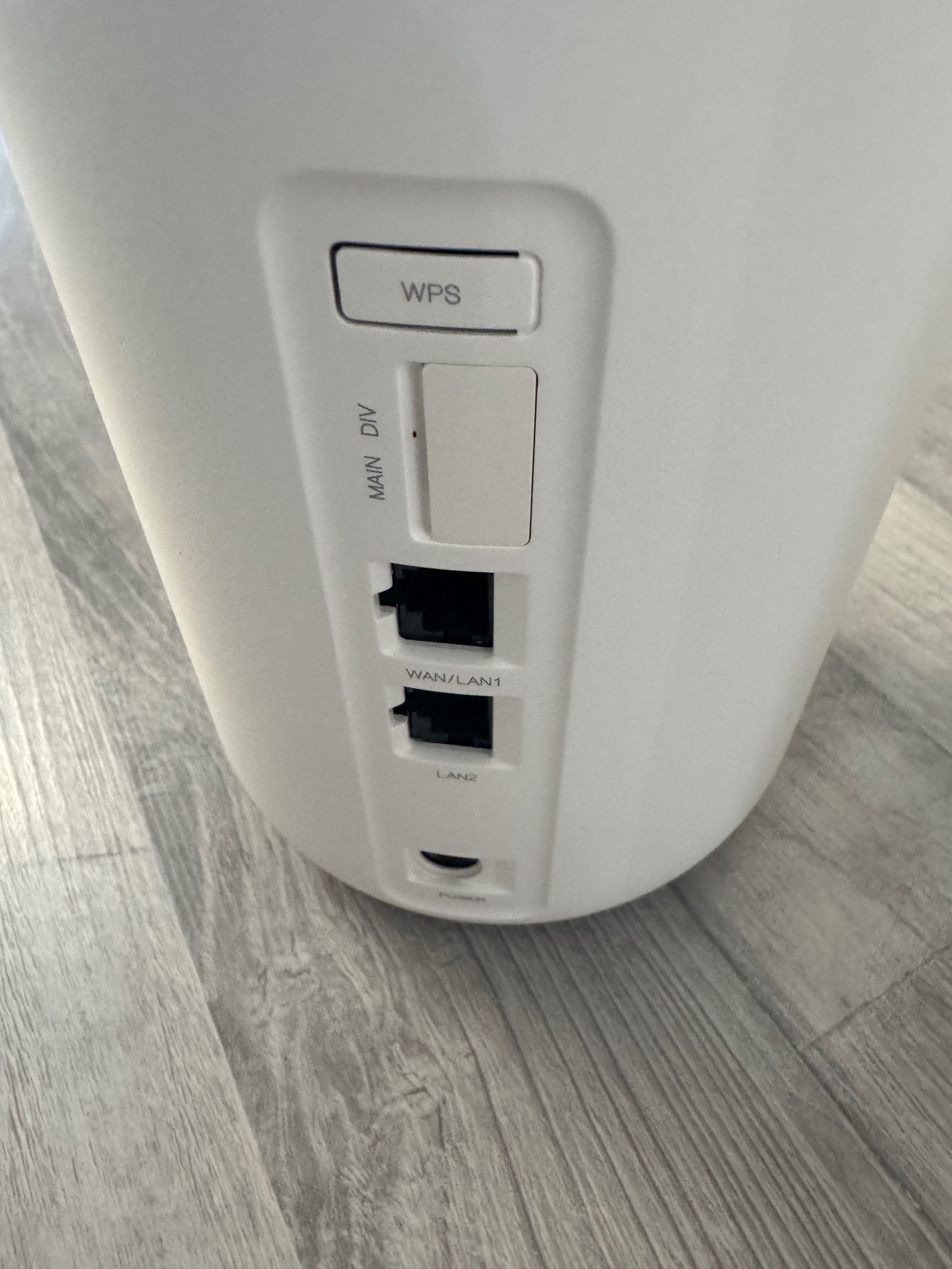 Router TCL LINKHUB LTE CAT13 HH130VM 4g kartę SIM - powystawowy