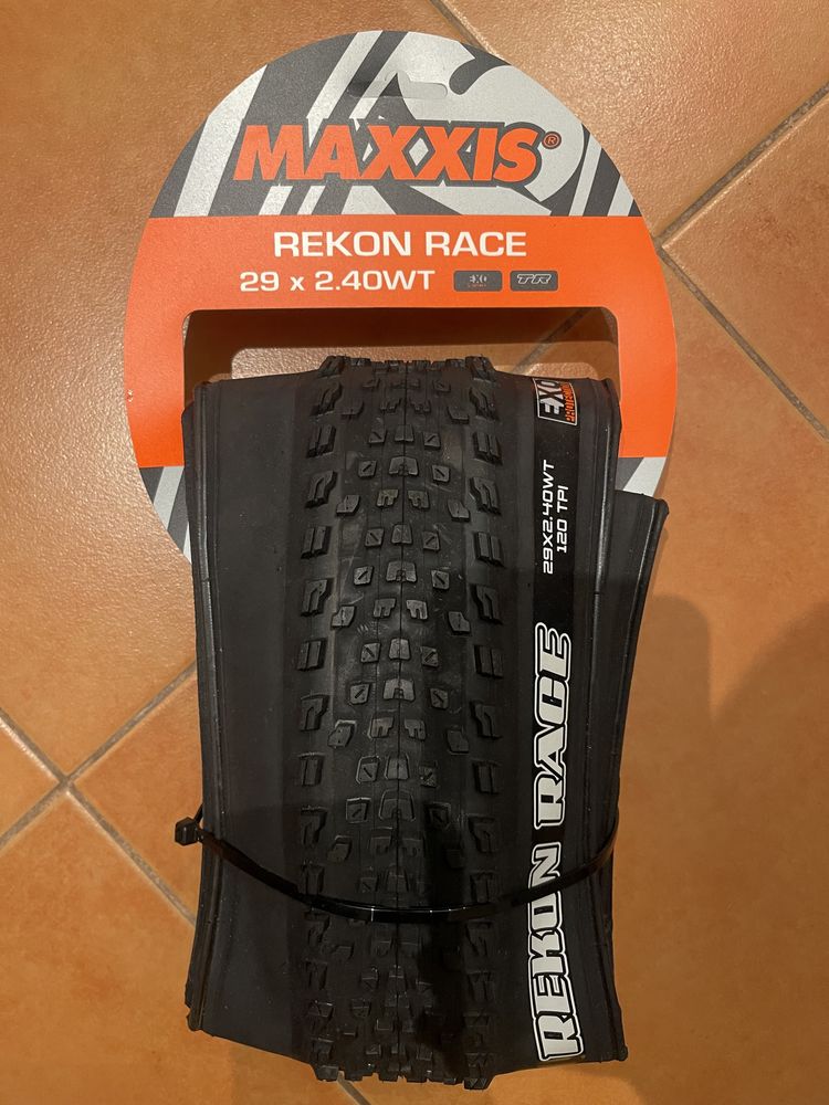 Opona Maxxis Rekon Race 2.4