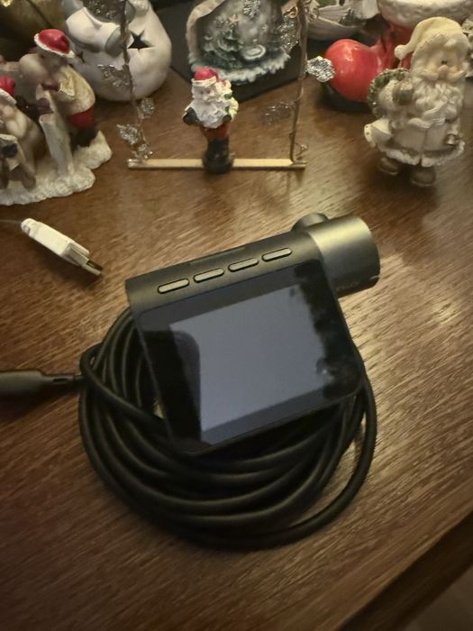 Відеореєстратор 7omai