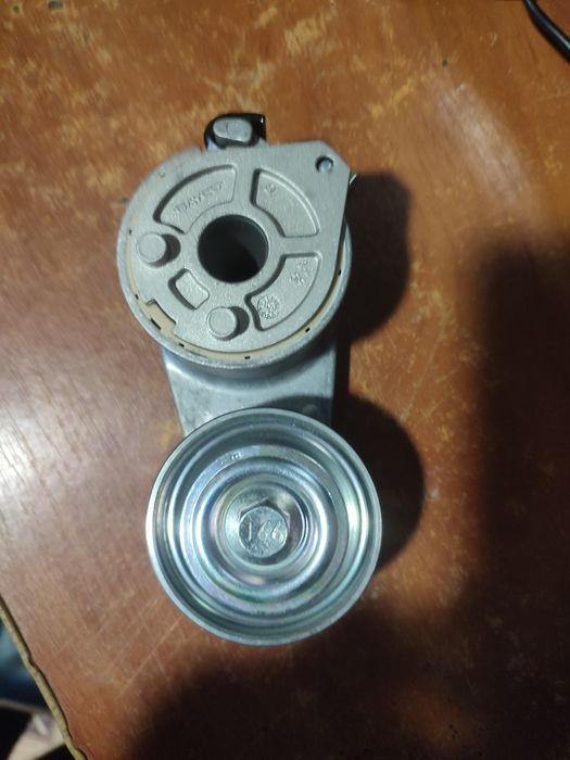 DAYCO Натяжний пристрій, клиновий ремінь DAYAPV1064 DAY