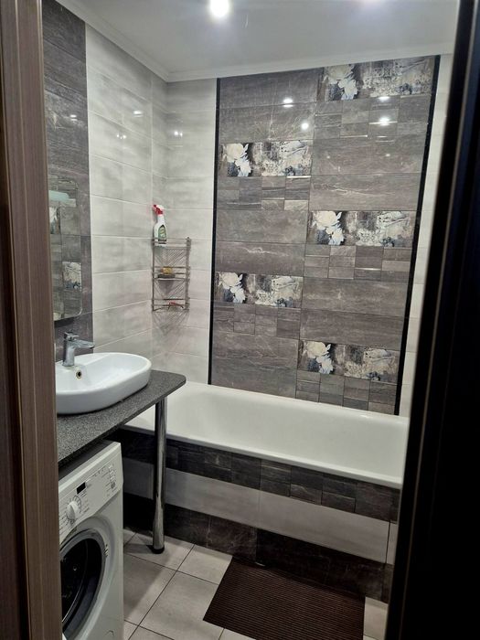 Здається 2 кім квартира від власника 18000