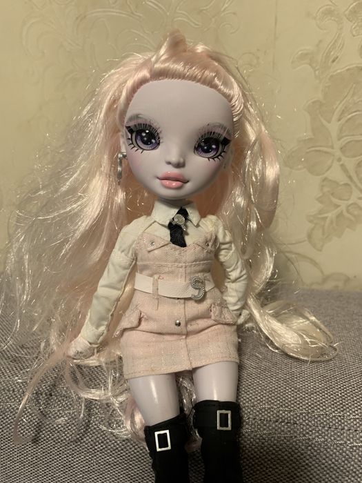 Лялька Rainbow High Shadow Karla Choupette Карло дизайнер Шедоу кукла
