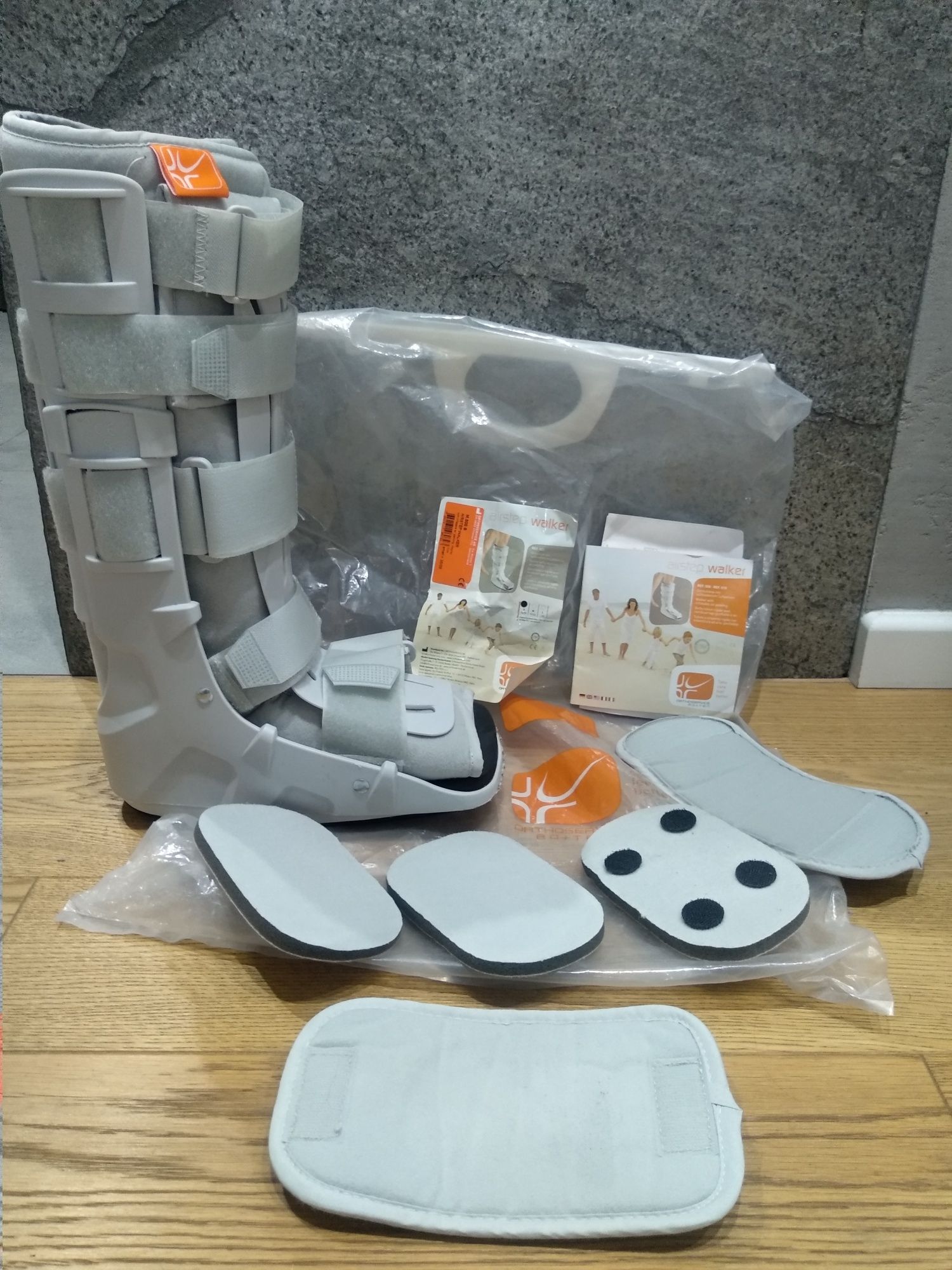 Orteza stabilizator stawu skokowego i stopy Airstep Walker Orthoservic
