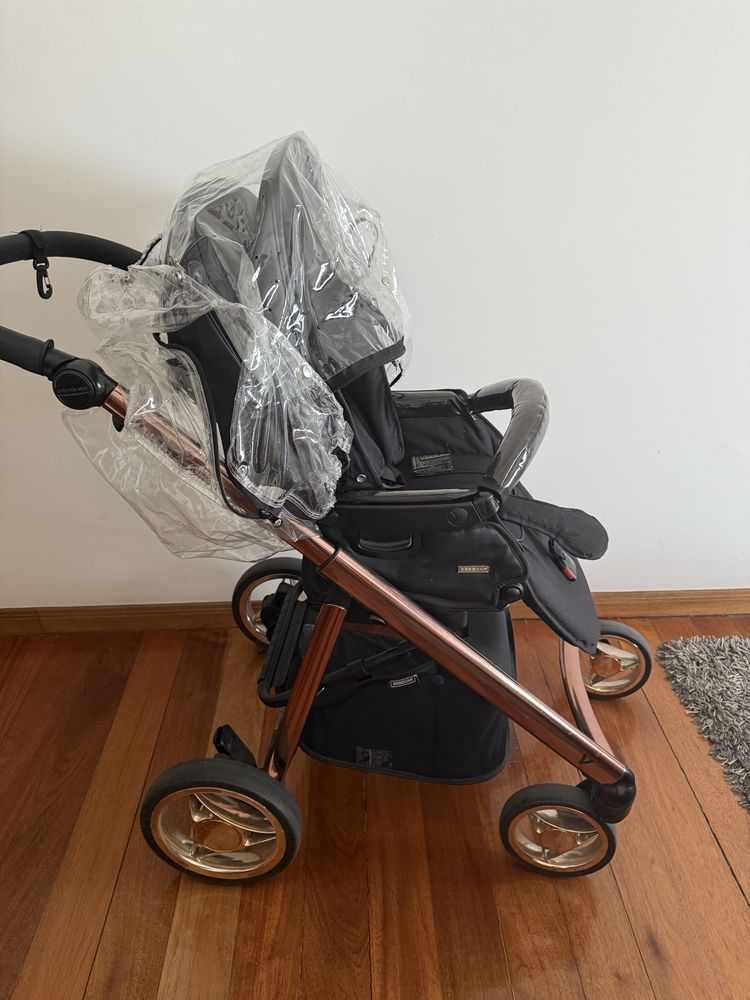 Carronho de bebe Bebecar