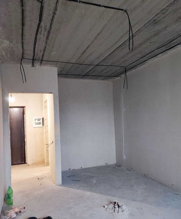 Квартира з частковим ремонтом по ТОП ціні 40 м2