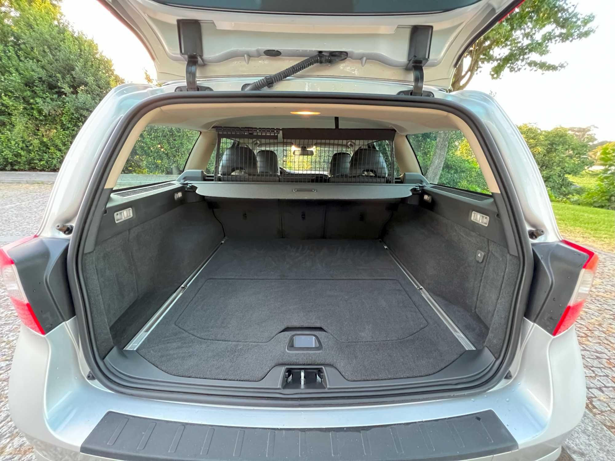 Volvo V70 D5 Nacional Full Extras