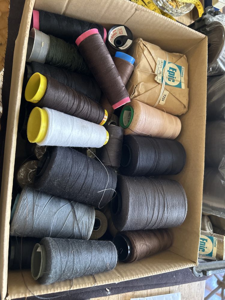 Vendo Rolos de Linha