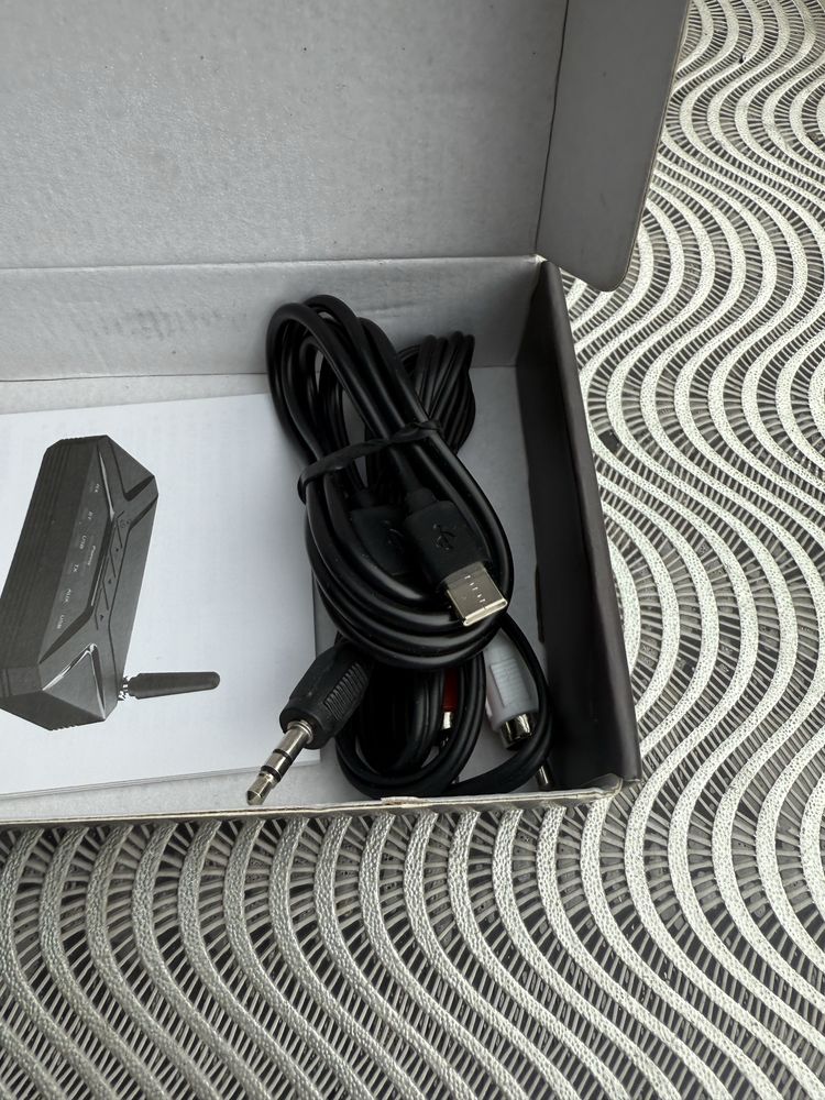 Wireless audio t r 22