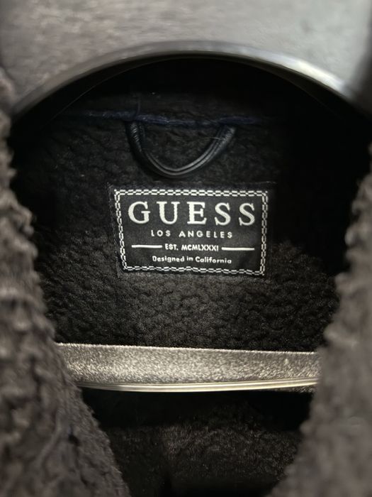 Куртка guess , оригинал
