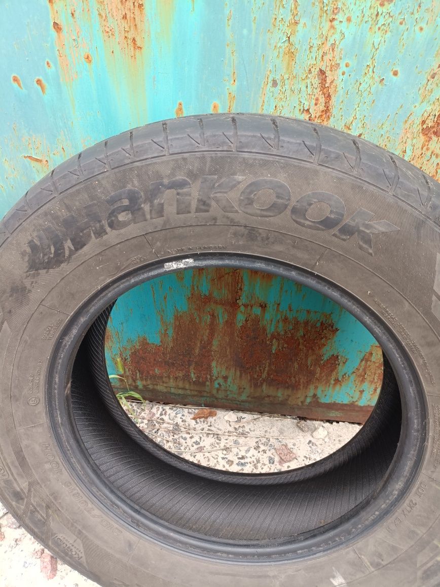 Hankook 215/70/16