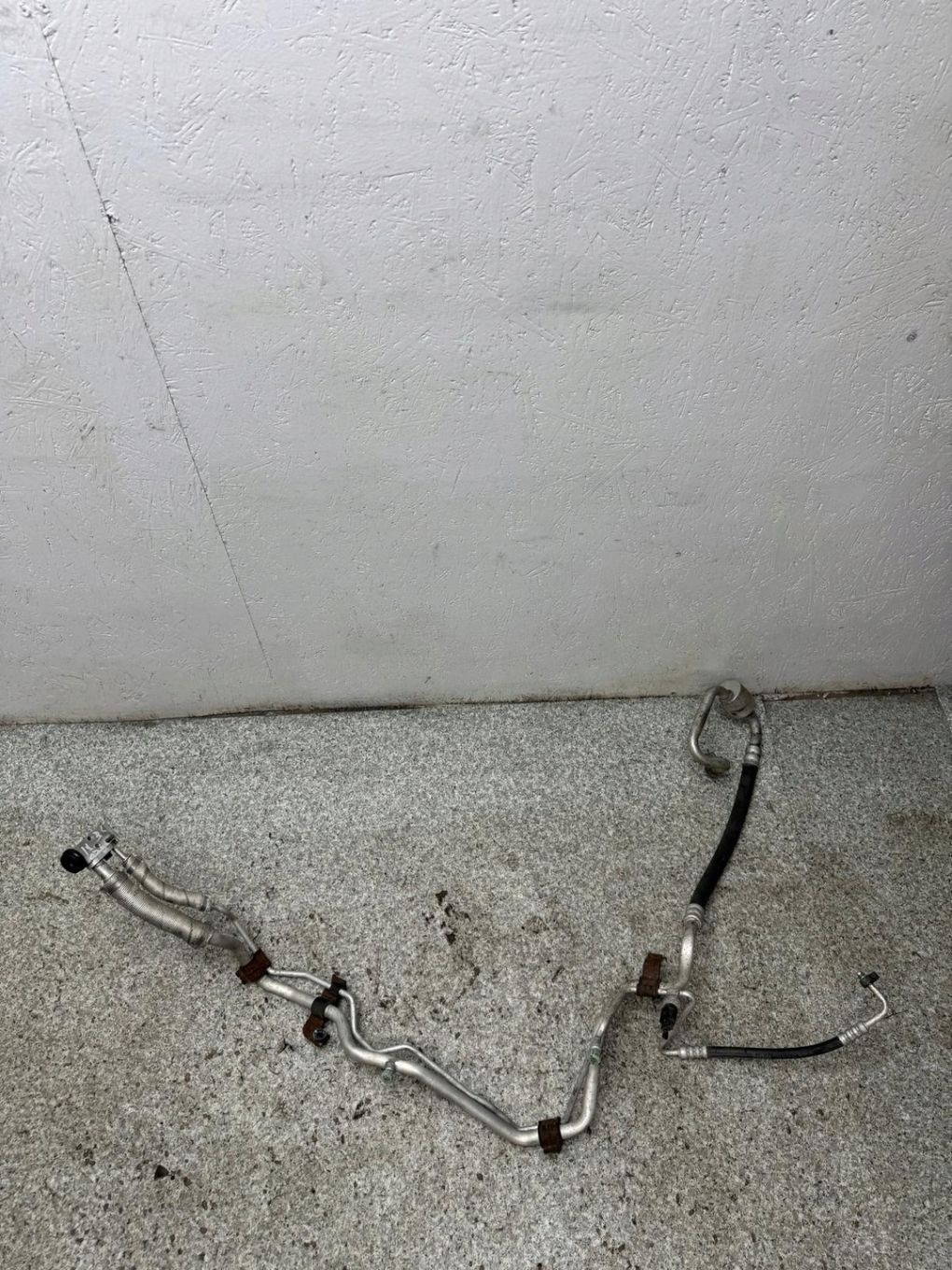 PRZEWÓD RURKA WĄŻ KLIMATYZACJI HYUNDAI IX35 2010-2015 97775-2y300