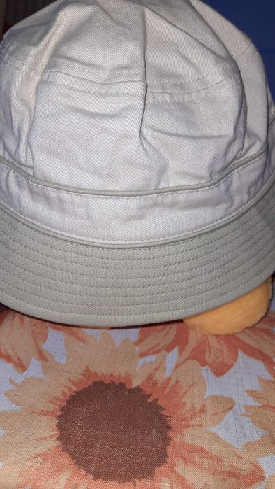 kapelusz letni , kolor khaki, obwód ok. 59 cm