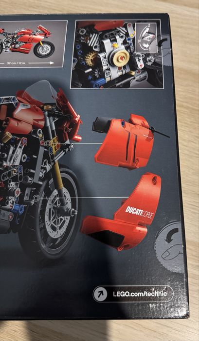 LEGO 42107 - Ducati Panigale V4 R (nowe)
