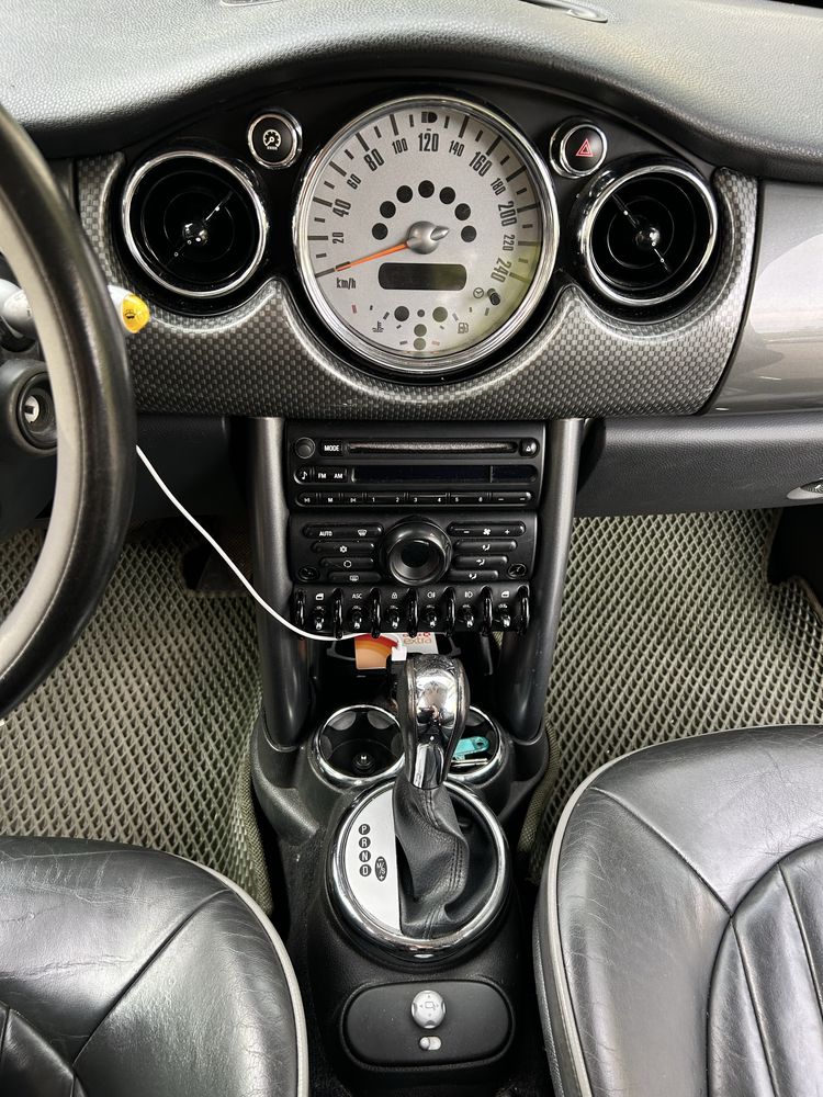 Mini Cooper 1.6 benzyna, automat, 2005 r.