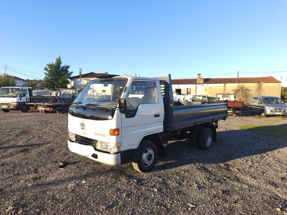 Toyota  dyna 150