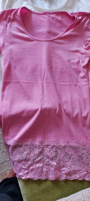 Продаю футболки  185 грн 3 штуки