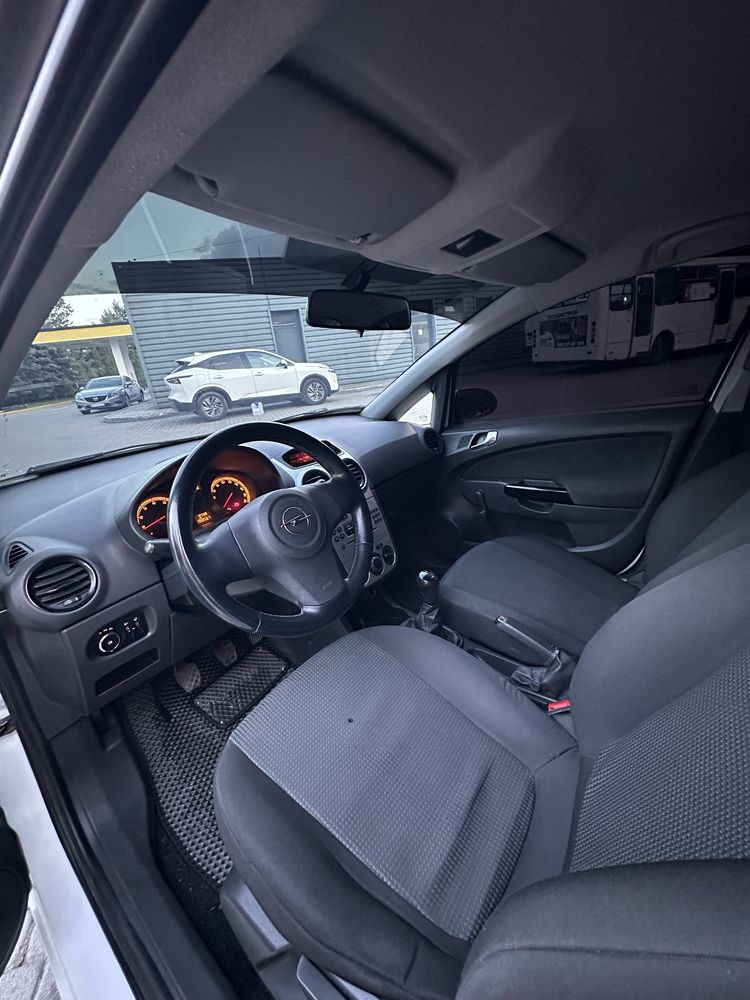 Opel Corsa 2012