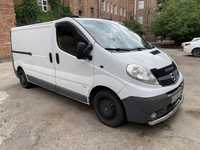 Opel vivaro 2012 L2H1 2.0 114 HP