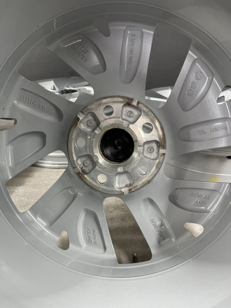 Диски R17 5x112 Et46 6.5J. Volkswagn Golf Jetta Caddy Touran E-Golf
