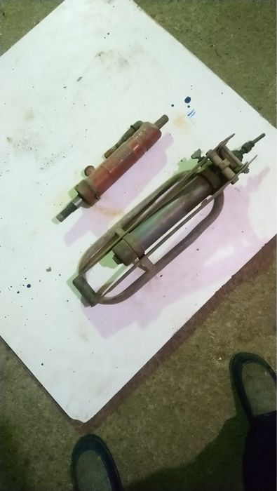 Гідронасос для пресу