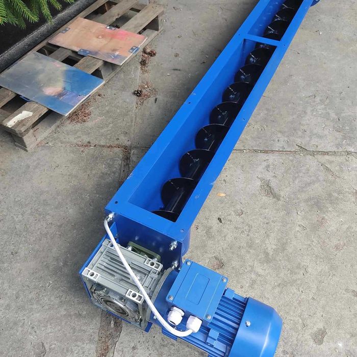 Шнек в жолобі для тирси, пелет, макухи, погрузчик шнековий в лотку