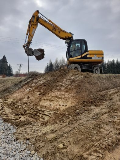 Usługi koparką 3 tony oraz 16 ton Wykopy rozbiórki oraz niwelacje