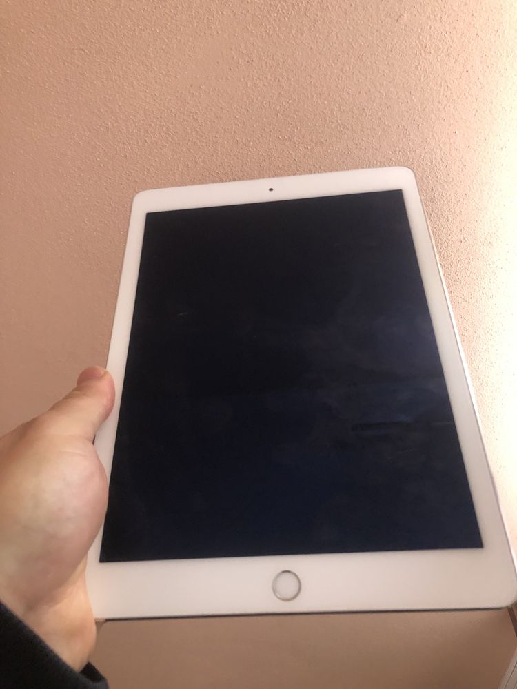 iPad Air 2 16г стан супер нового!
