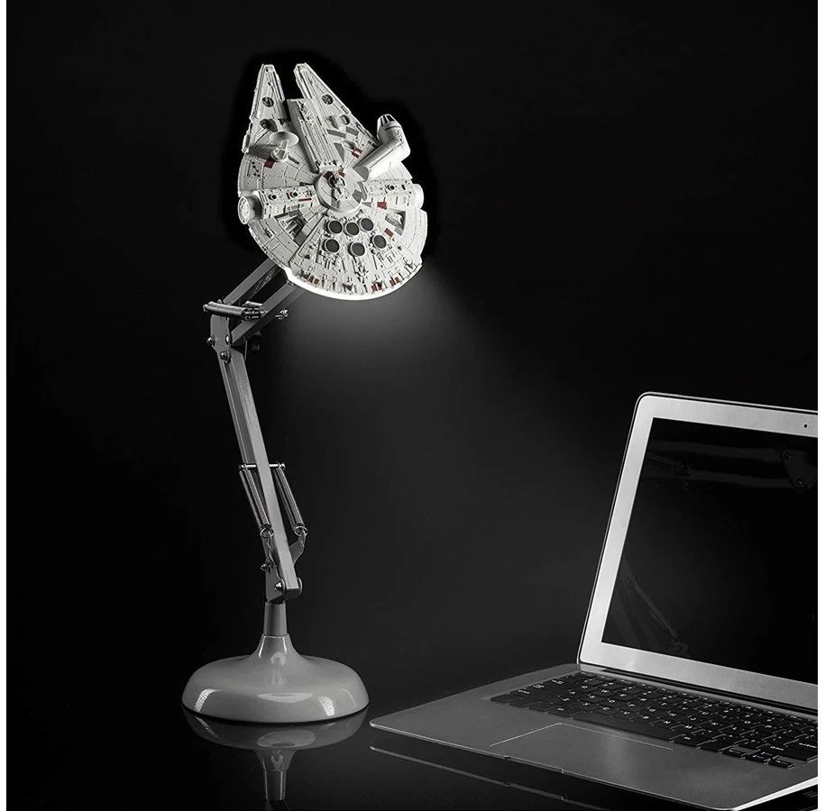 Star Wars Lampka na biurko Millenium Falcon Posable Gwiezde wojny