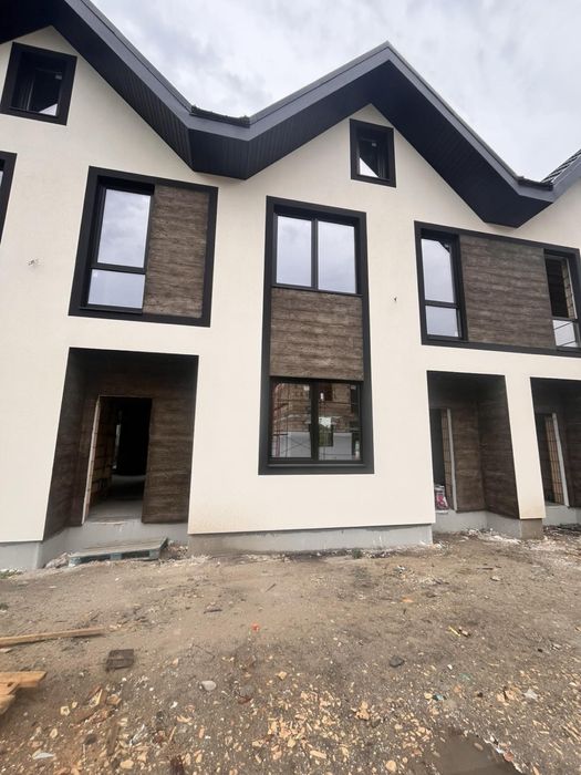 Таунхаус поруч з парком ! Буча