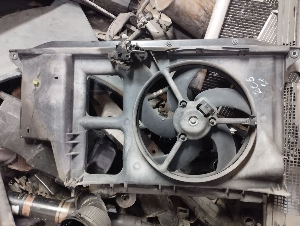 Peugeot 206 1.4 para peças dois carros
