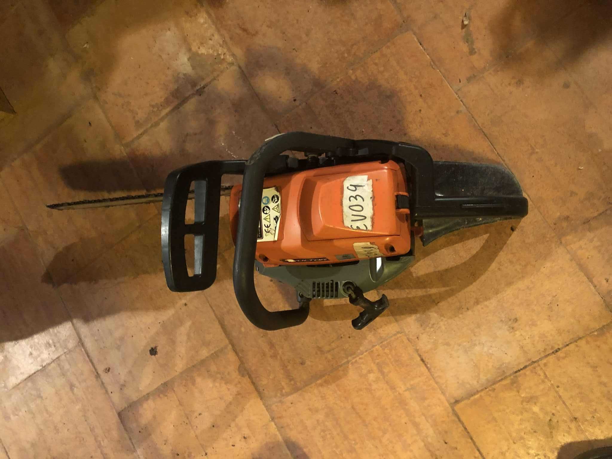 MOTOSERRA VOLTOR A GASOLINA