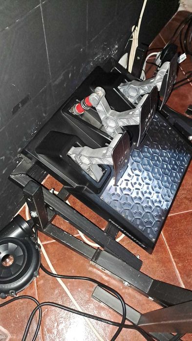 Volante Thrustmaster T-GT II