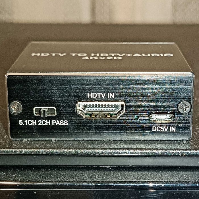 HDMI аудіо екстрактор з HDMI на оптичний SPDIF та 3,5мм miniJack