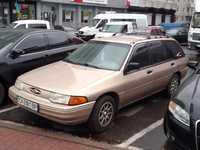 Машина ford ecort 1.9 1993 року торг